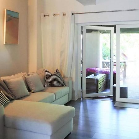 Holiday Home With Shared Pool Сен Мари де ла Мер Екстериор снимка